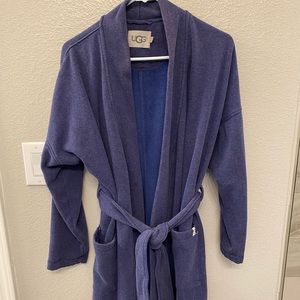 UGG short fleece lined robe in indigo size L